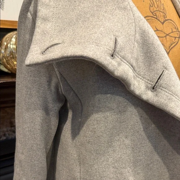 Banana Republic Women's Gray Pea Coat - Picture 4 of 6